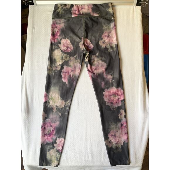 Joylab Women Activewear Pants SMALL Gray Legging Floral Yoga 26" Inseam - Picture 7 of 7